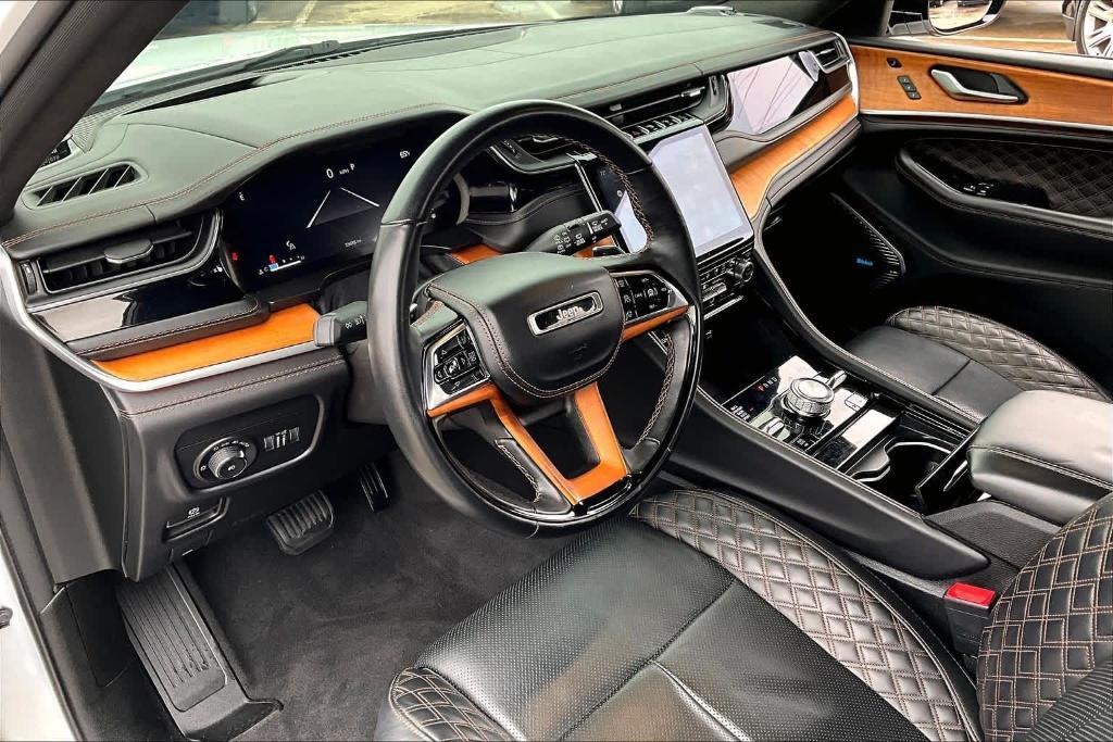 used 2022 Jeep Grand Cherokee car, priced at $39,695