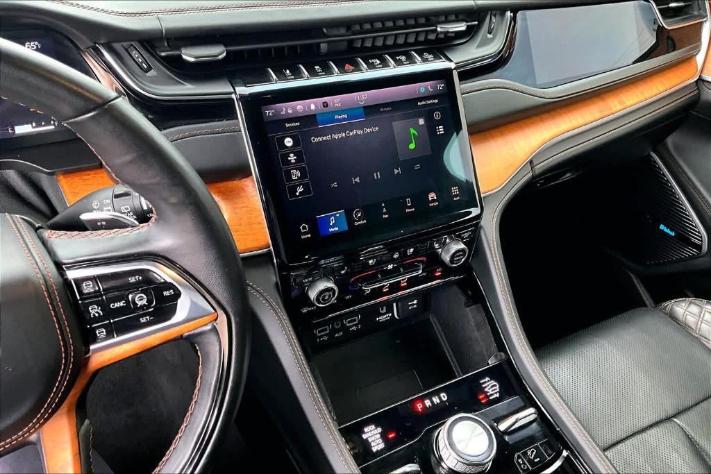 used 2022 Jeep Grand Cherokee car, priced at $39,695