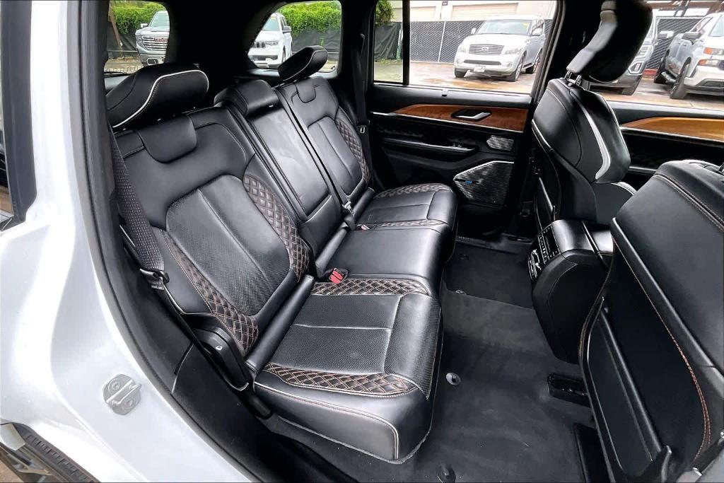 used 2022 Jeep Grand Cherokee car, priced at $39,695