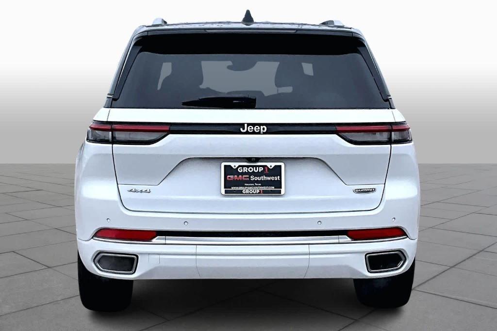 used 2022 Jeep Grand Cherokee car, priced at $39,695