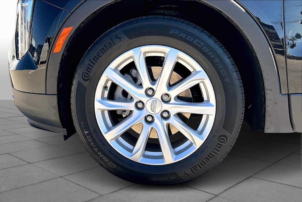 used 2022 Cadillac XT4 car, priced at $19,995