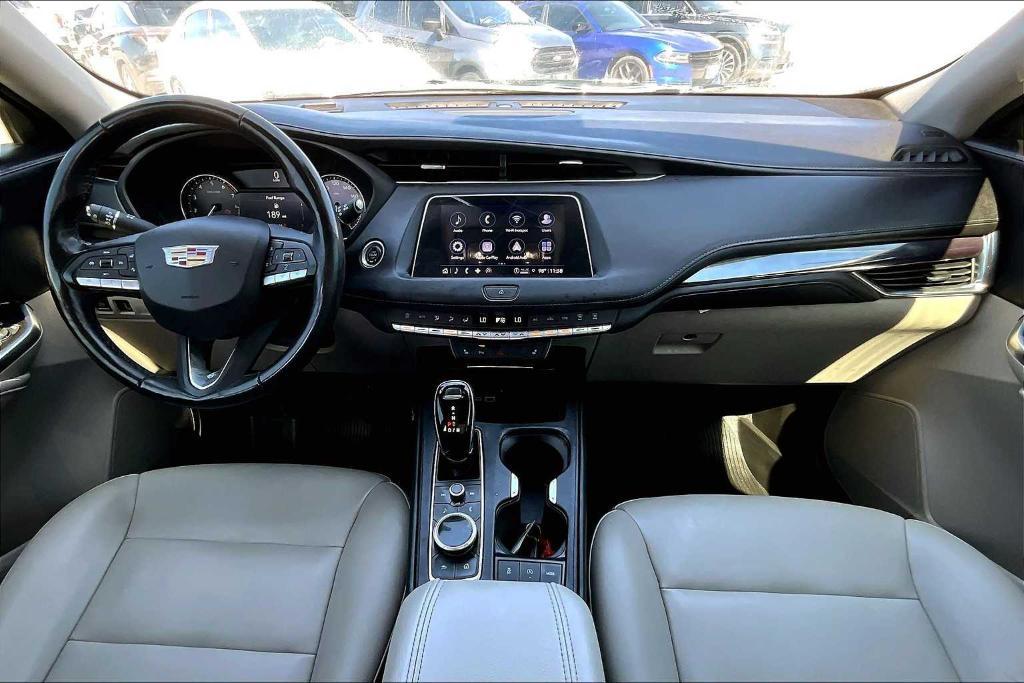 used 2022 Cadillac XT4 car, priced at $19,995