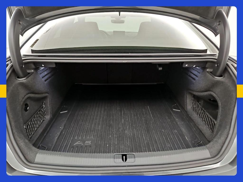 Audi S5 view 25