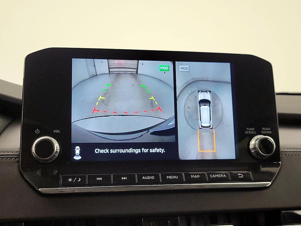 used 2024 Mitsubishi Outlander car, priced at $24,998