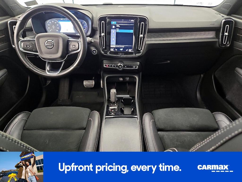used 2021 Volvo XC40 car, priced at $21,998