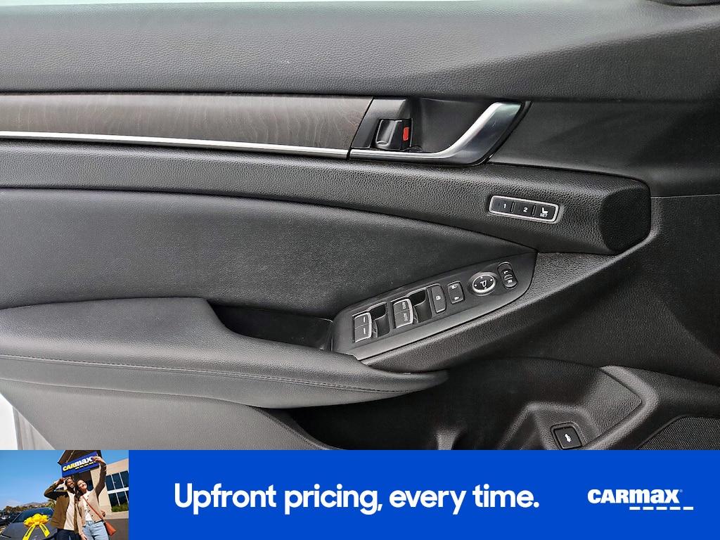 used 2022 Honda Accord Hybrid car, priced at $21,998