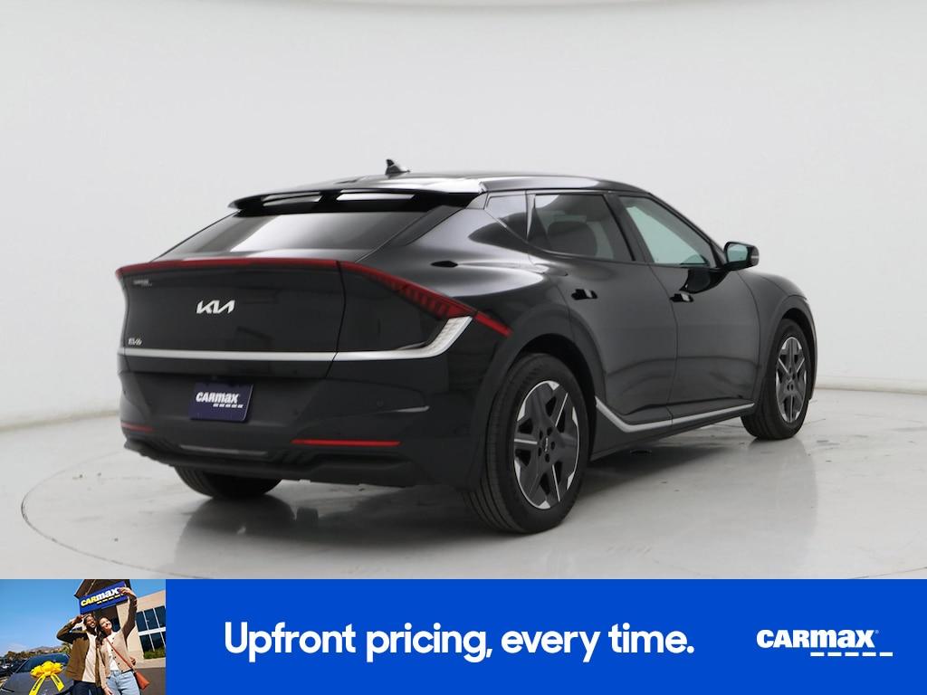 used 2025 Kia EV6 car, priced at $30,998