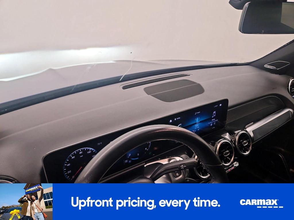 used 2021 Mercedes-Benz GLB 250 car, priced at $26,998