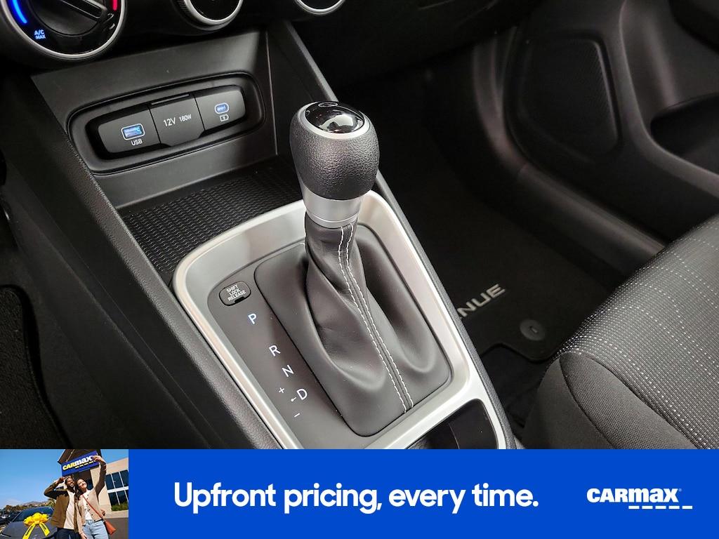 used 2025 Hyundai Venue car, priced at $20,998
