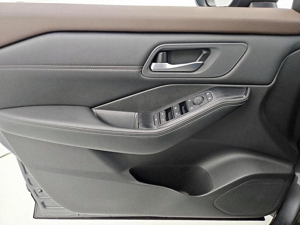 used 2023 Nissan Rogue car, priced at $24,998