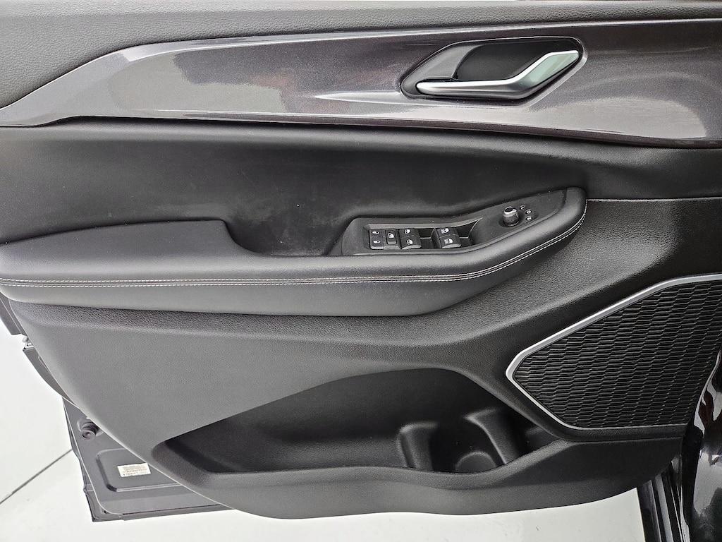 used 2022 Jeep Grand Cherokee car, priced at $31,998