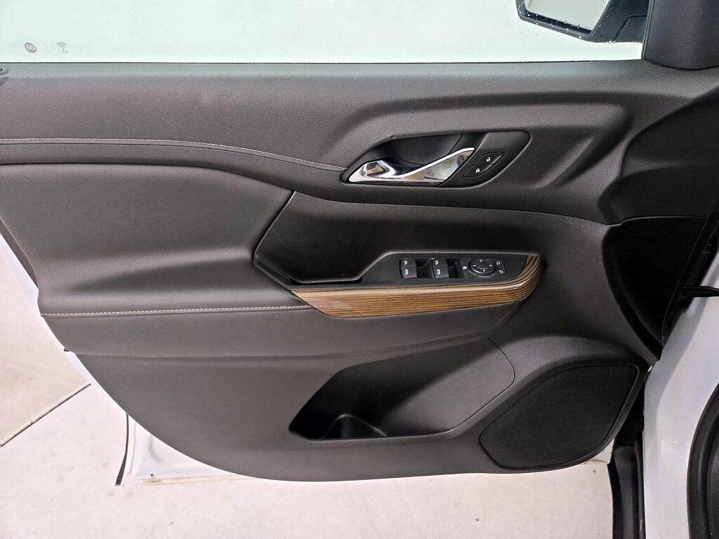 used 2023 GMC Acadia car, priced at $22,998