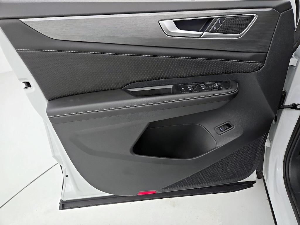 used 2024 Volkswagen Atlas Cross Sport car, priced at $34,998