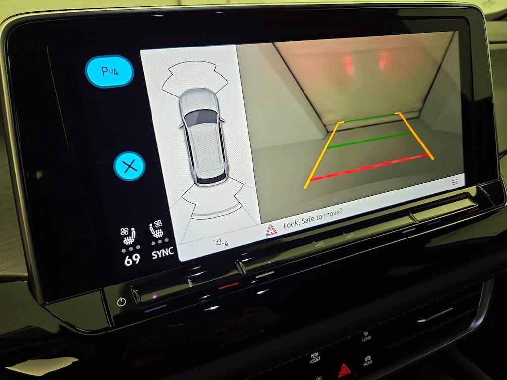 used 2024 Volkswagen Atlas Cross Sport car, priced at $34,998