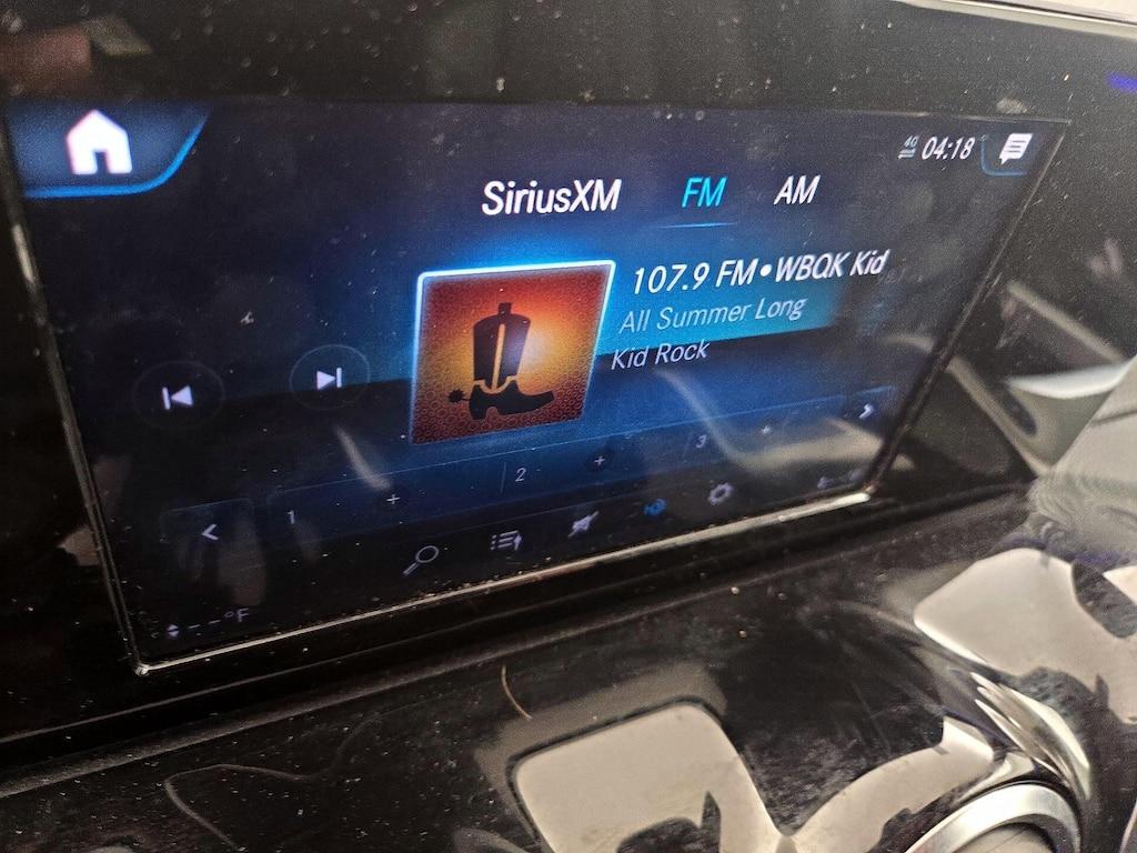 used 2021 Mercedes-Benz GLB 250 car, priced at $25,998