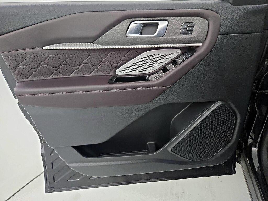 used 2025 Ford Explorer car, priced at $46,998