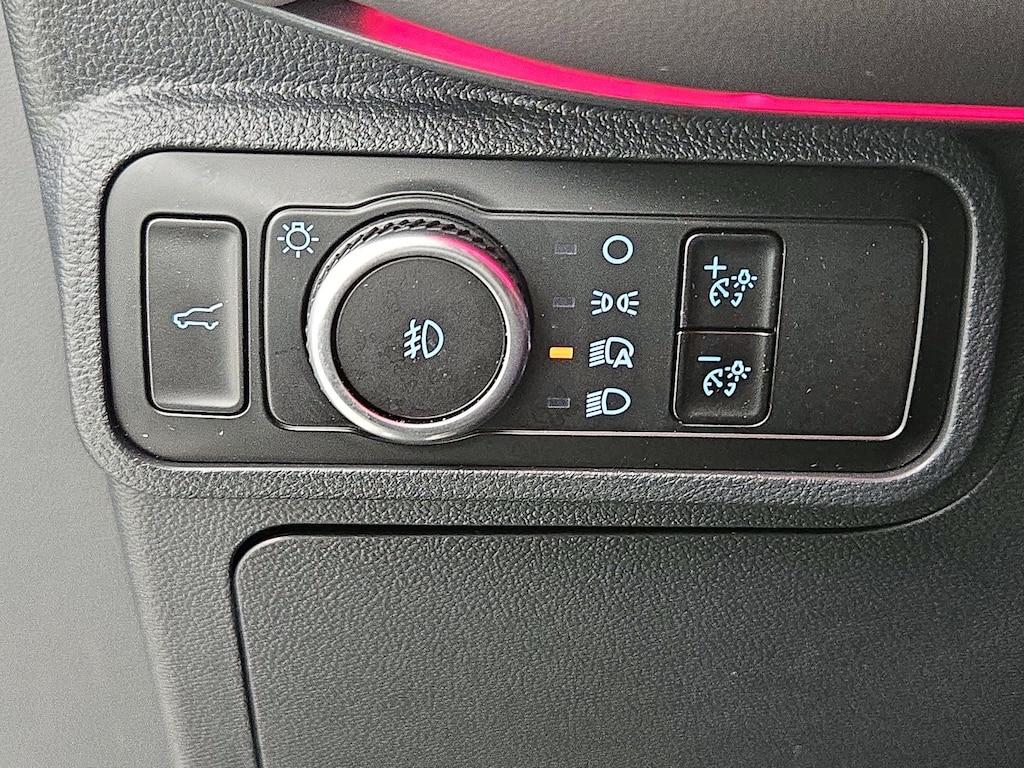 used 2025 Ford Explorer car, priced at $46,998