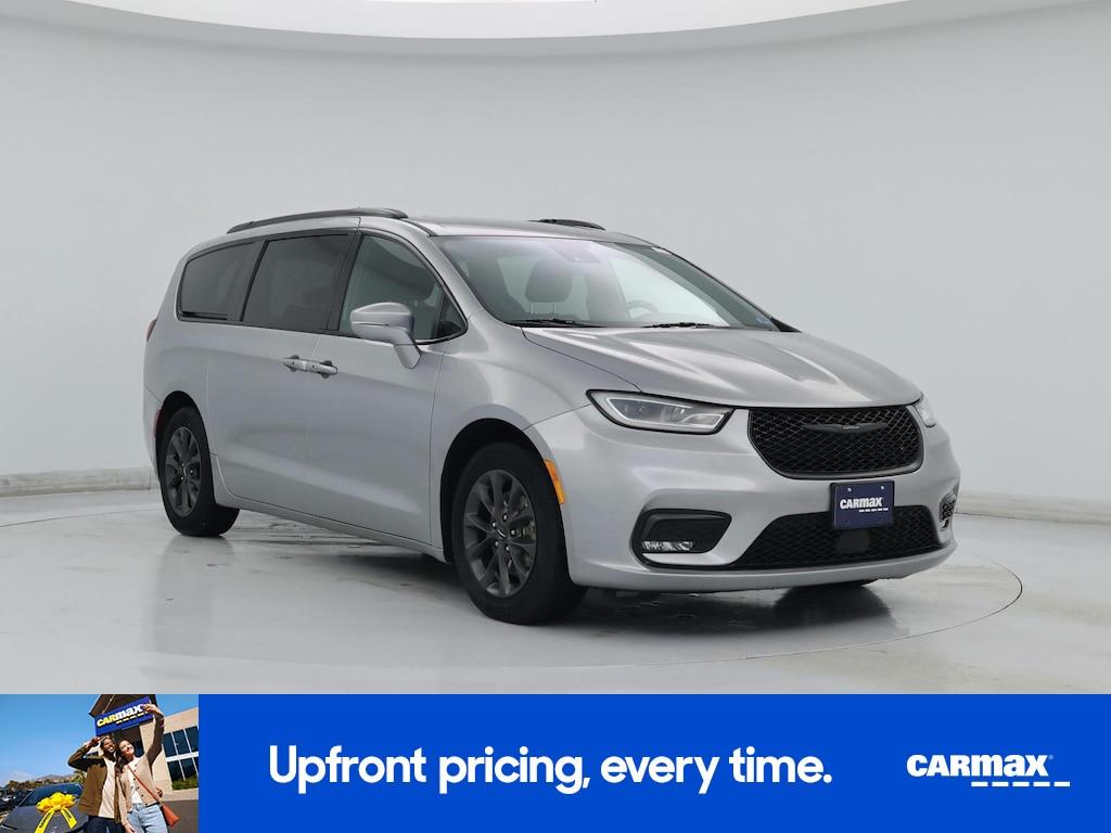 used 2021 Chrysler Pacifica car, priced at $23,998