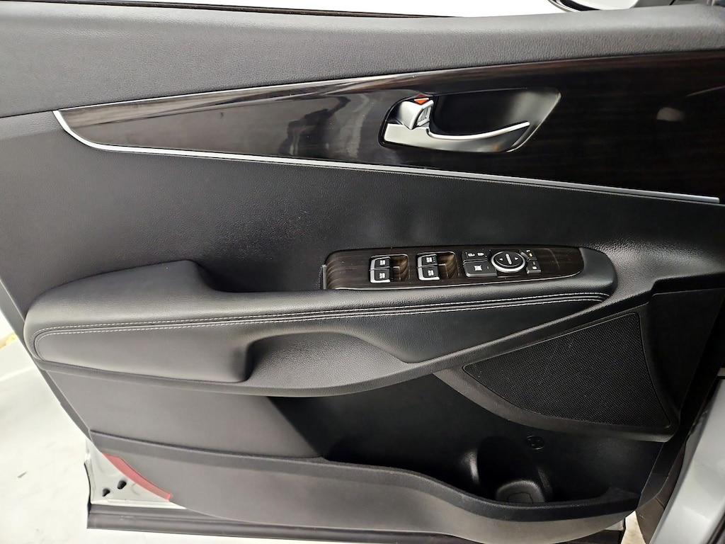 used 2019 Kia Sorento car, priced at $18,998