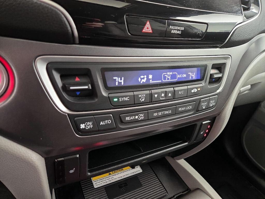 used 2022 Honda Pilot car, priced at $31,998