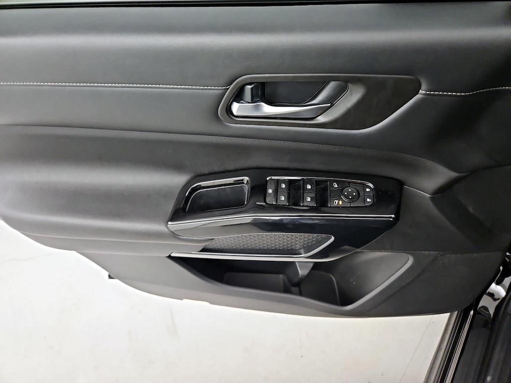 used 2022 Nissan Pathfinder car, priced at $23,998