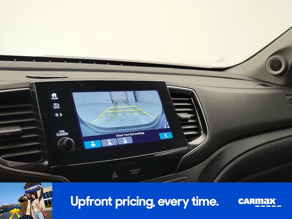 used 2021 Honda Pilot car, priced at $29,998