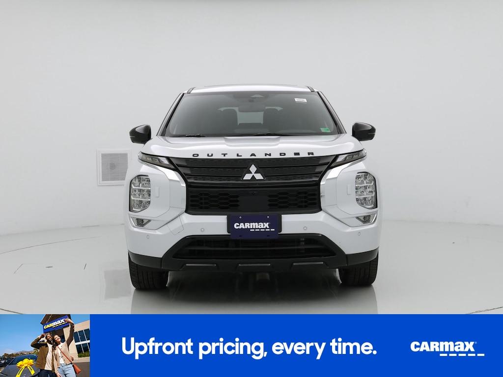 used 2024 Mitsubishi Outlander car, priced at $29,998