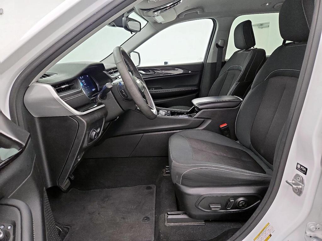 used 2023 Jeep Grand Cherokee car, priced at $27,998