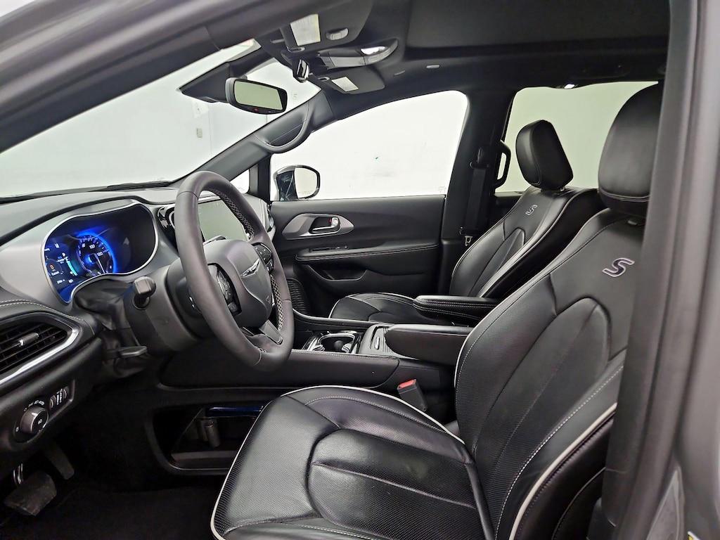 used 2025 Chrysler Pacifica car, priced at $38,998