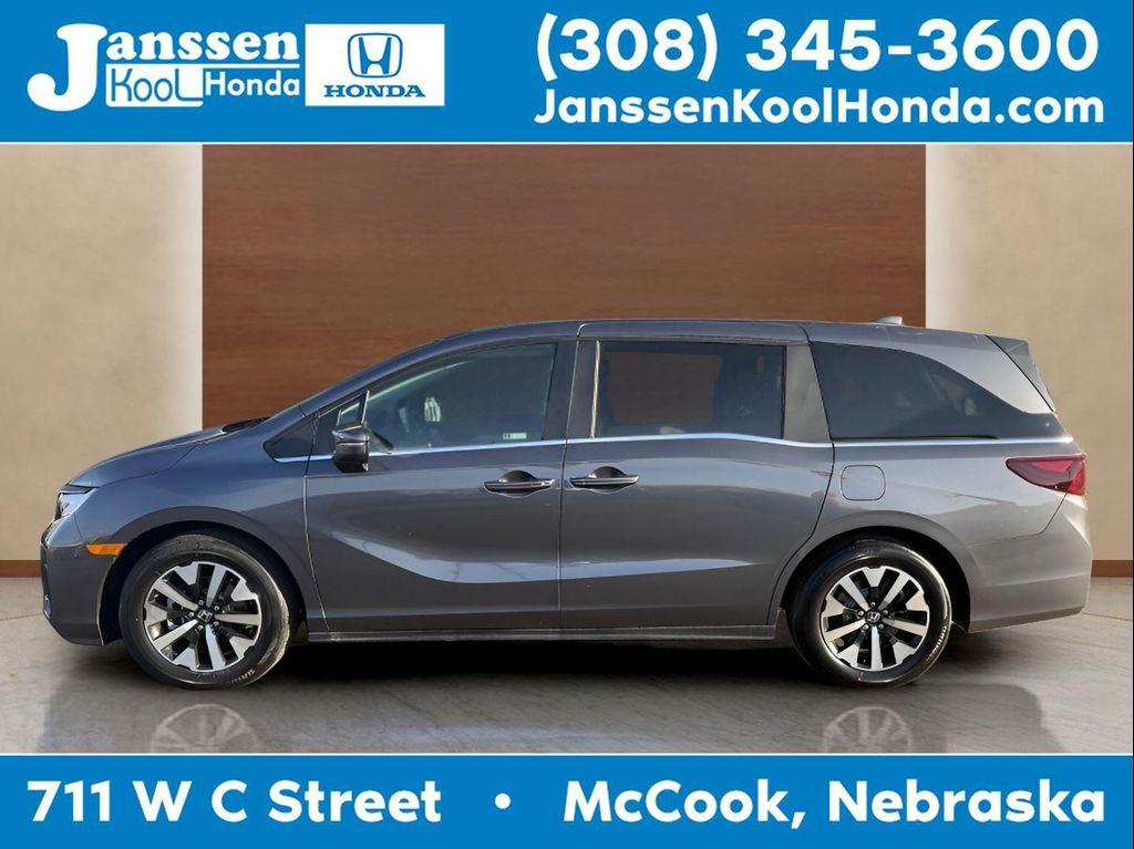 used 2025 Honda Odyssey car, priced at $40,650