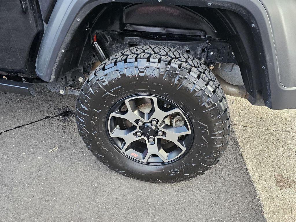 used 2020 Jeep Gladiator car, priced at $22,995