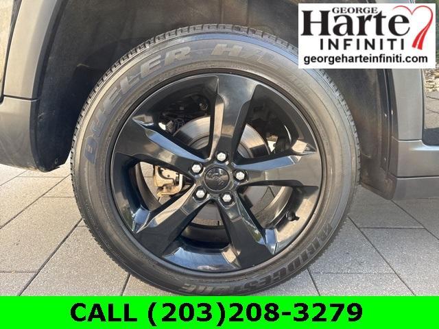 used 2023 Jeep Grand Cherokee car, priced at $28,926