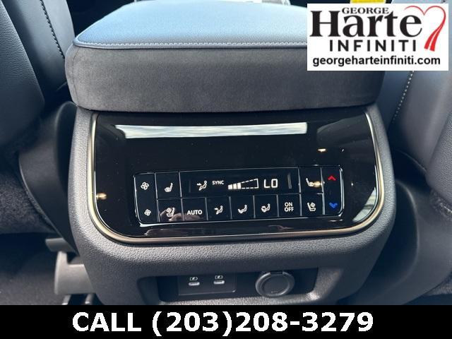 new 2026 INFINITI QX80 car, priced at $105,895