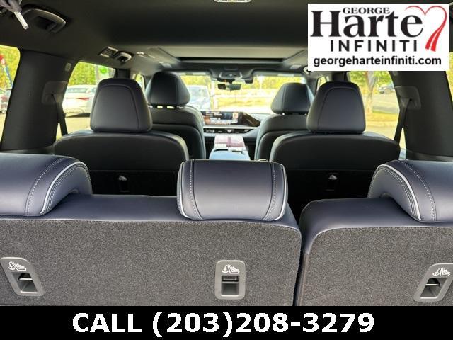 new 2026 INFINITI QX80 car, priced at $105,895