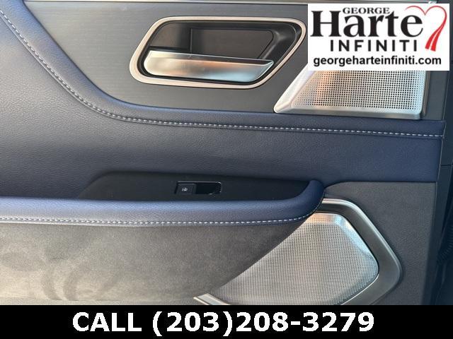 new 2026 INFINITI QX80 car, priced at $104,930