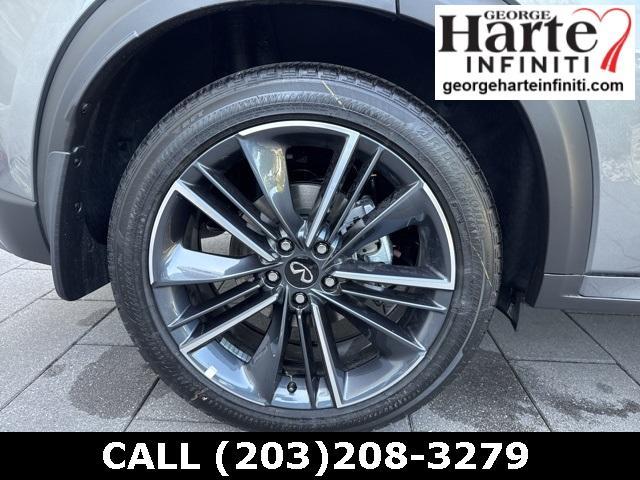 new 2025 INFINITI QX55 car, priced at $52,085