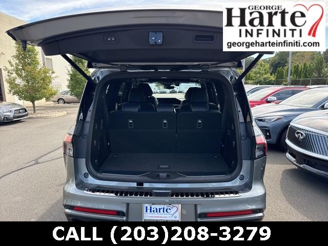 new 2026 INFINITI QX80 car, priced at $105,895