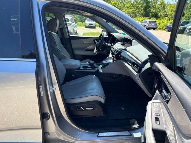 used 2023 Acura MDX car, priced at $40,754