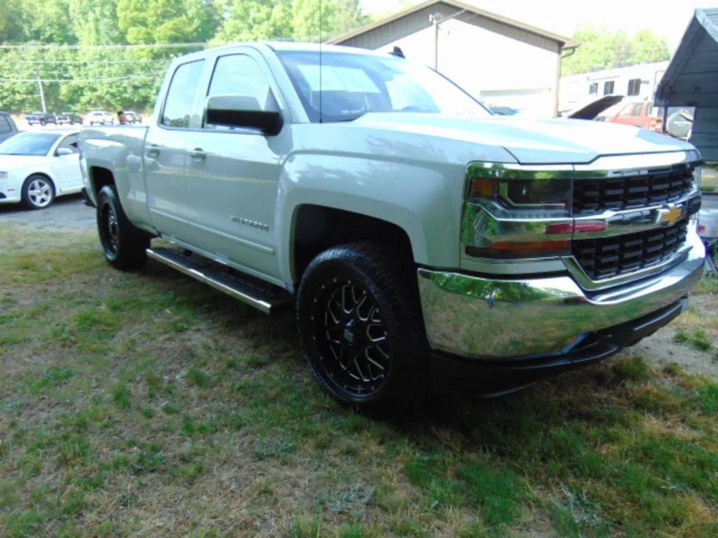 used 2019 Chevrolet Silverado 1500 car, priced at $21,977