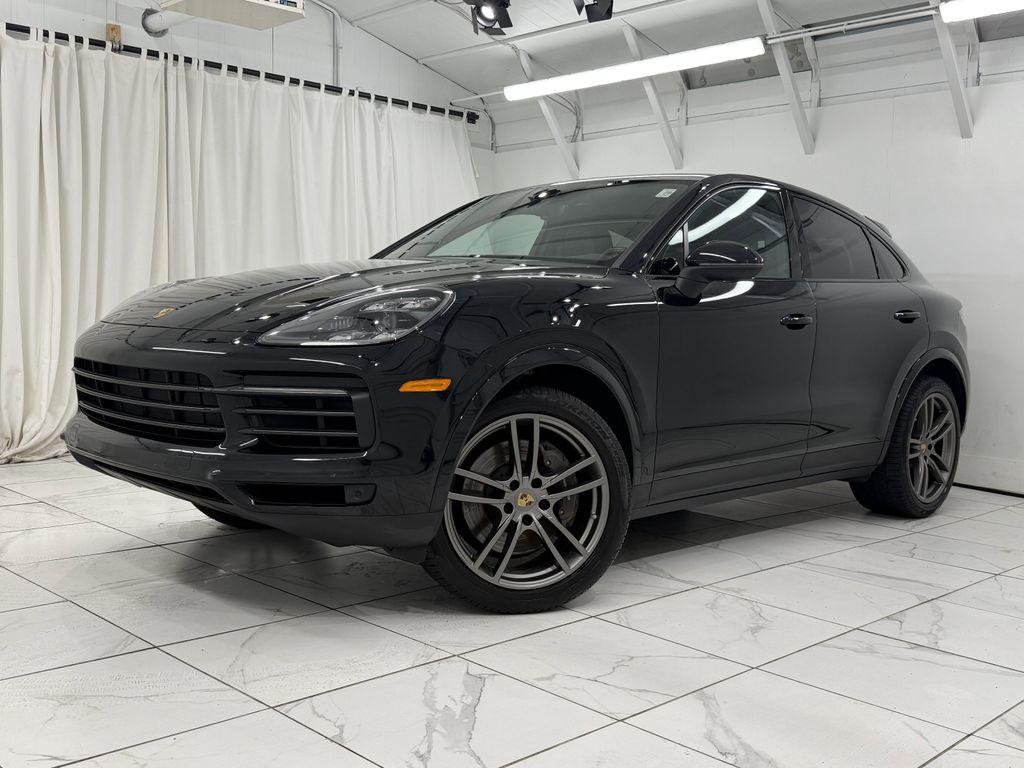 used 2022 Porsche Cayenne car