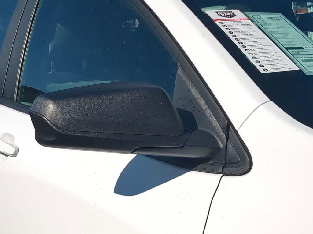 used 2024 Chevrolet Equinox car, priced at $18,744