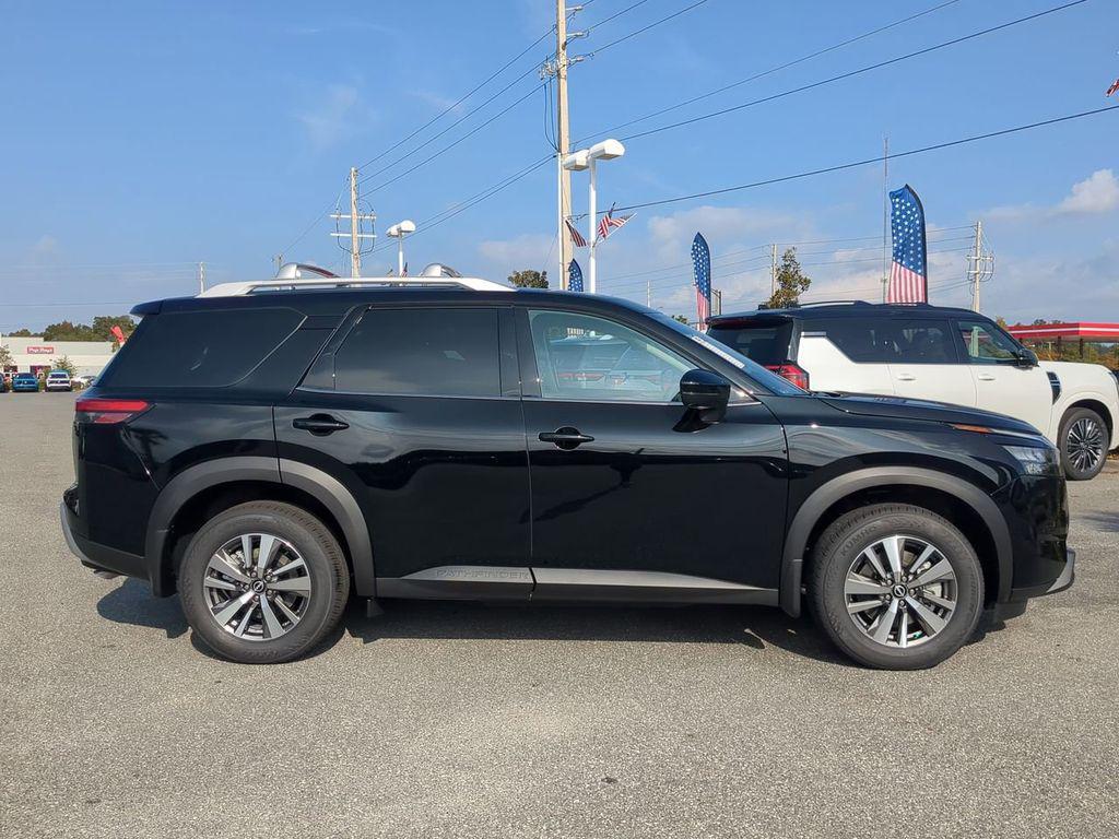 new 2025 Nissan Pathfinder car, priced at $36,334