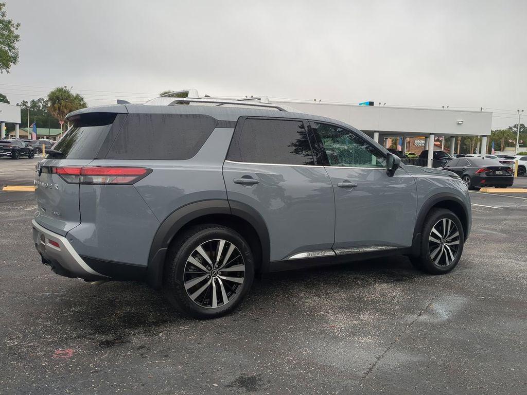 used 2025 Nissan Pathfinder car