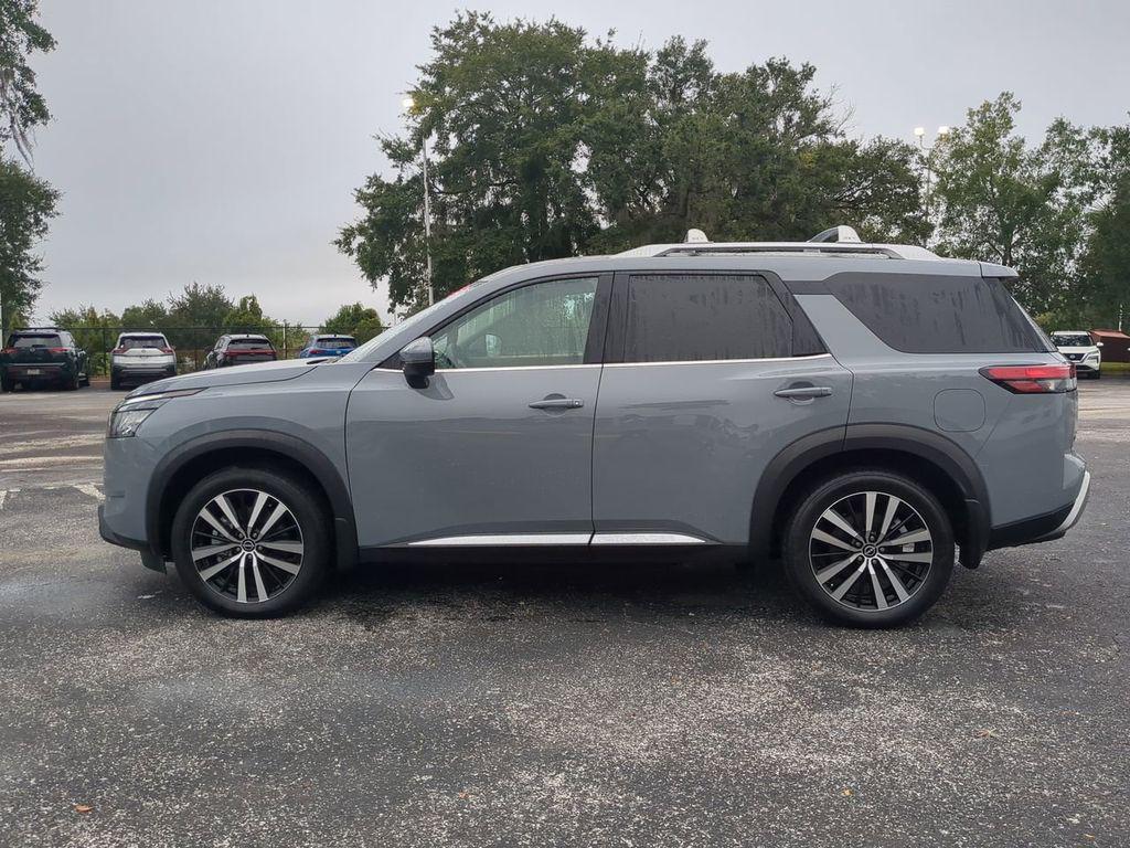 used 2025 Nissan Pathfinder car