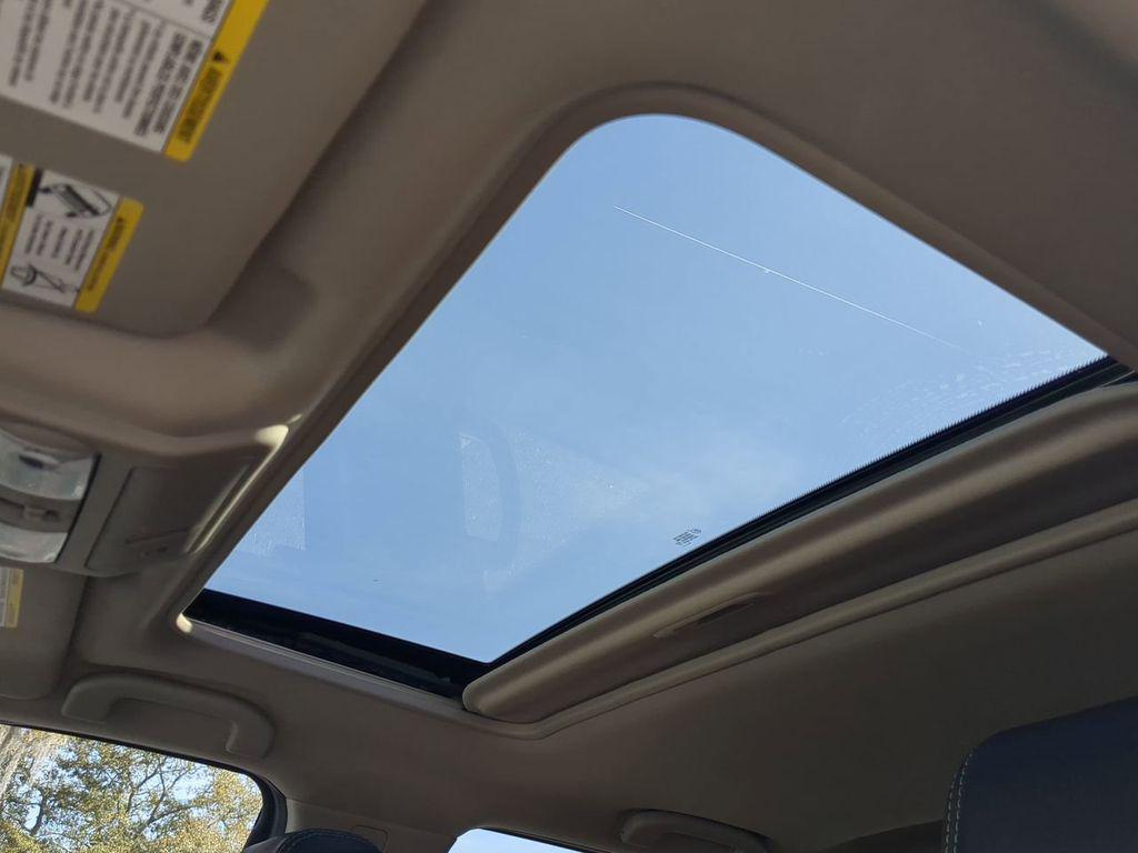 used 2025 Nissan Frontier car, priced at $35,988