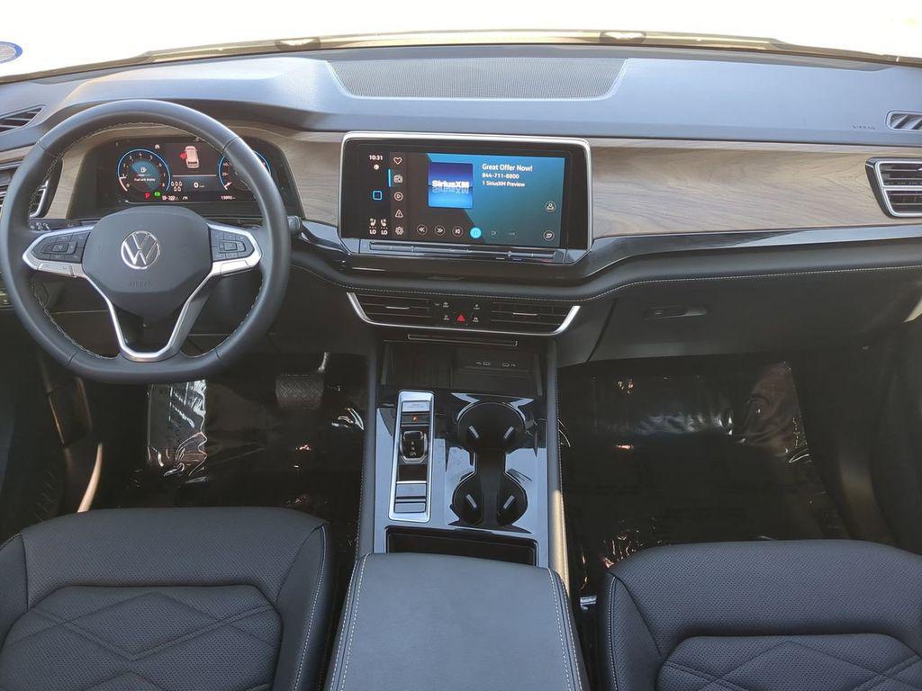 used 2025 Volkswagen Atlas car, priced at $31,988
