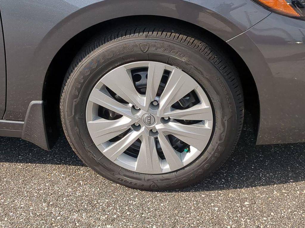 new 2025 Nissan Sentra car, priced at $19,088