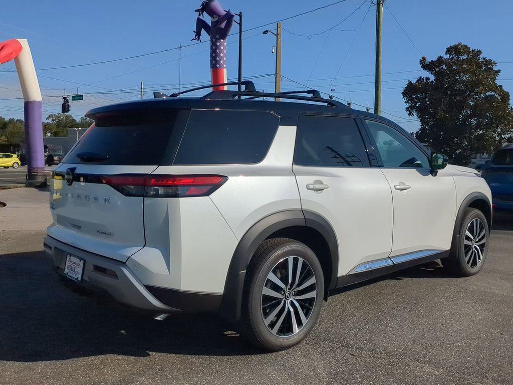 new 2025 Nissan Pathfinder car, priced at $43,656