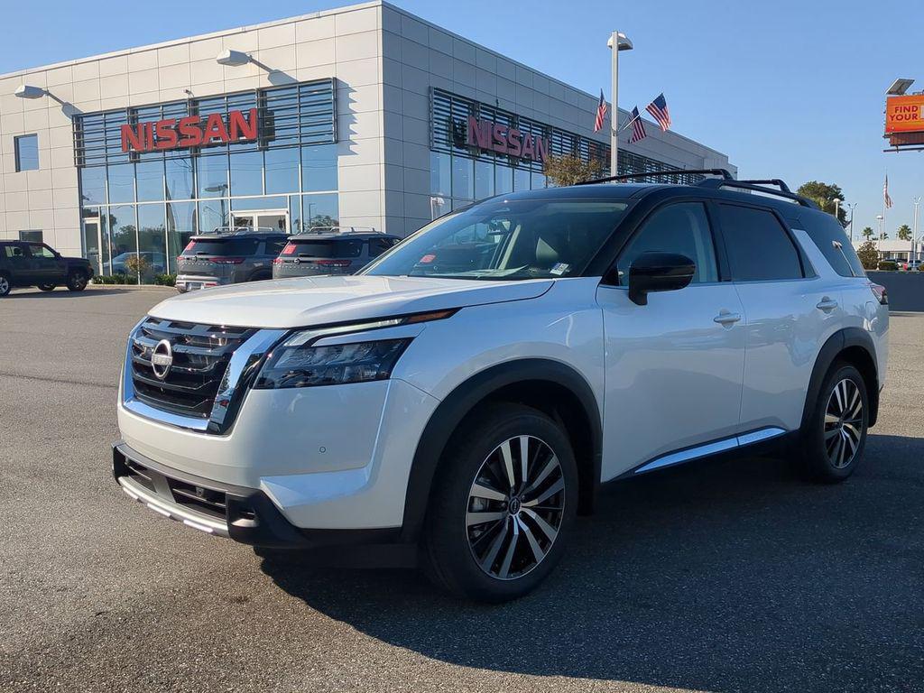 new 2025 Nissan Pathfinder car, priced at $43,656