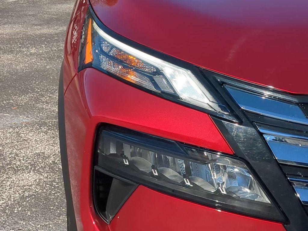 used 2025 Nissan Rogue car, priced at $31,988